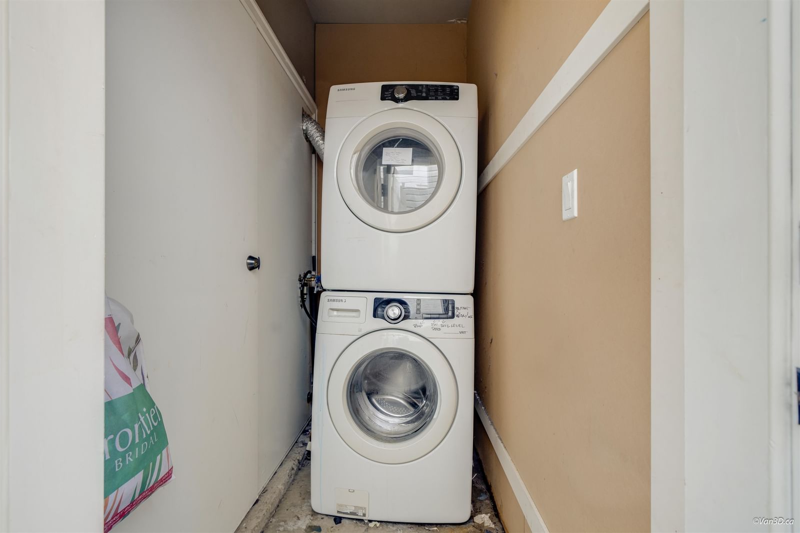 Listing Image 20