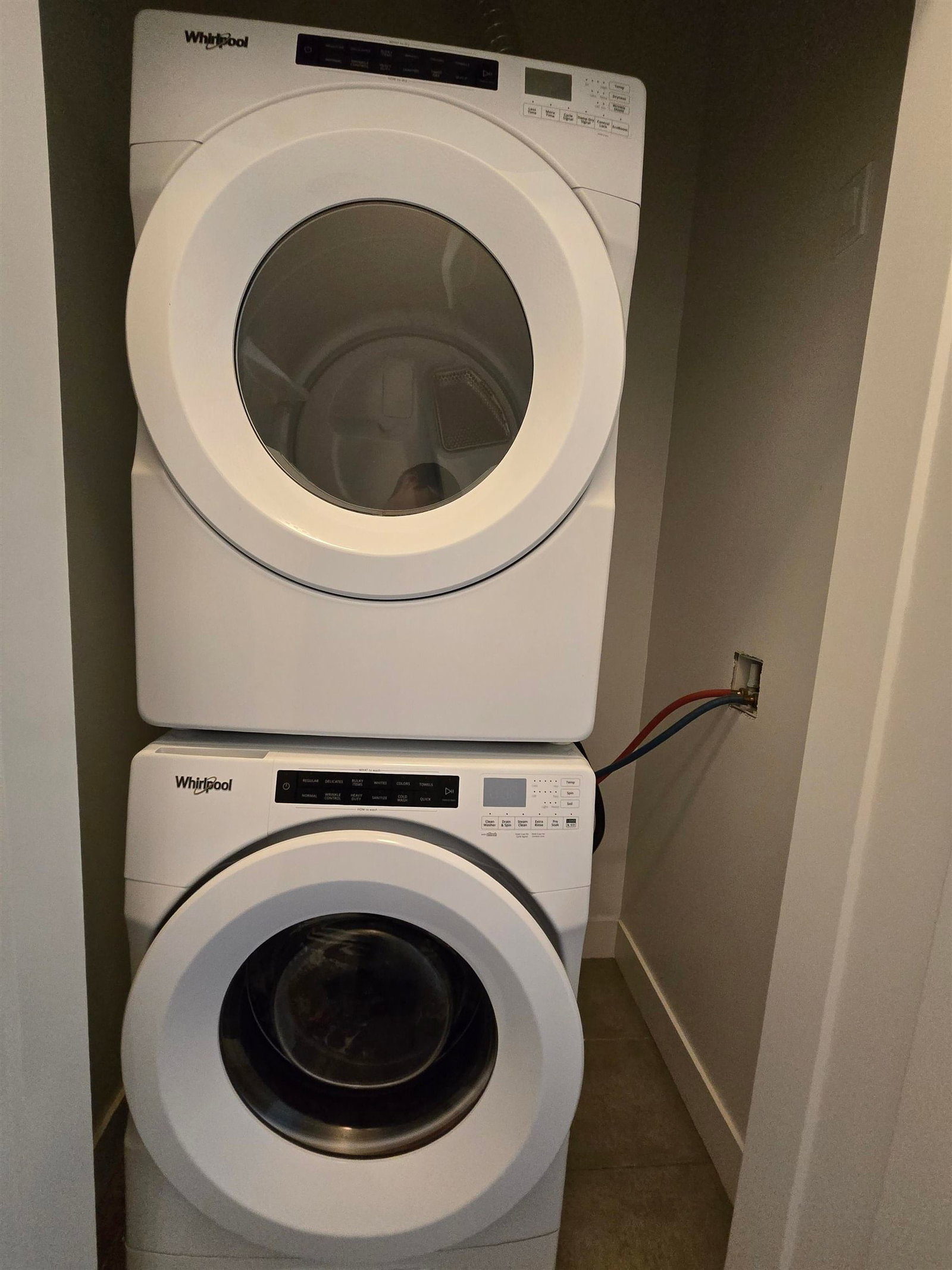Listing Image 14