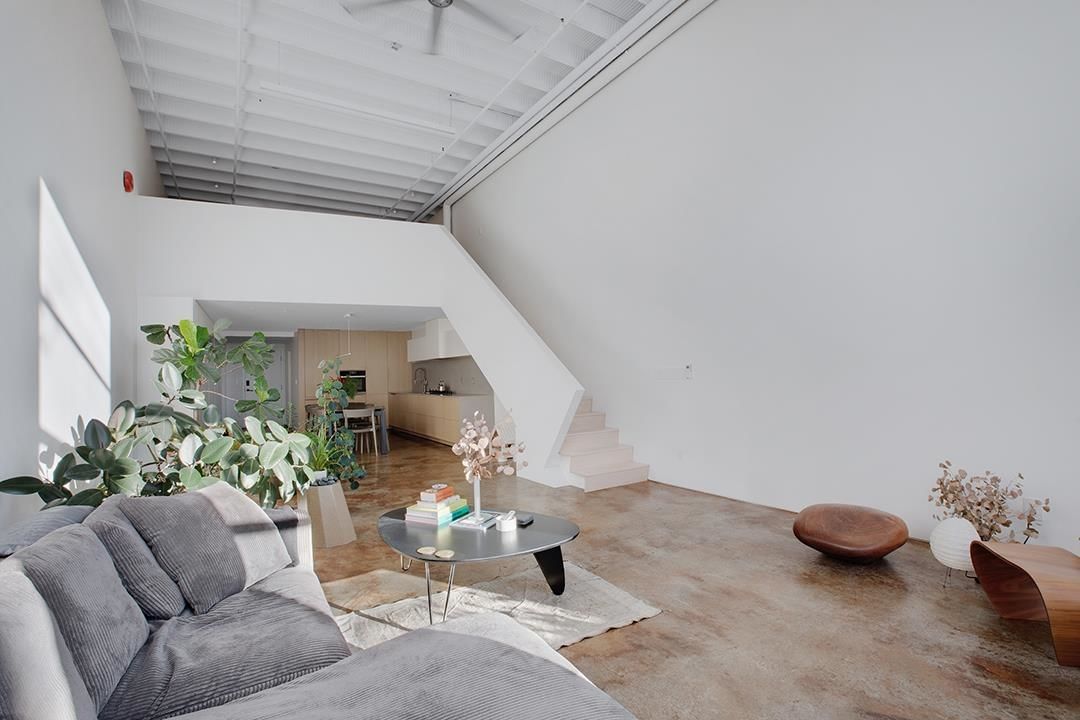 Listing Image 10