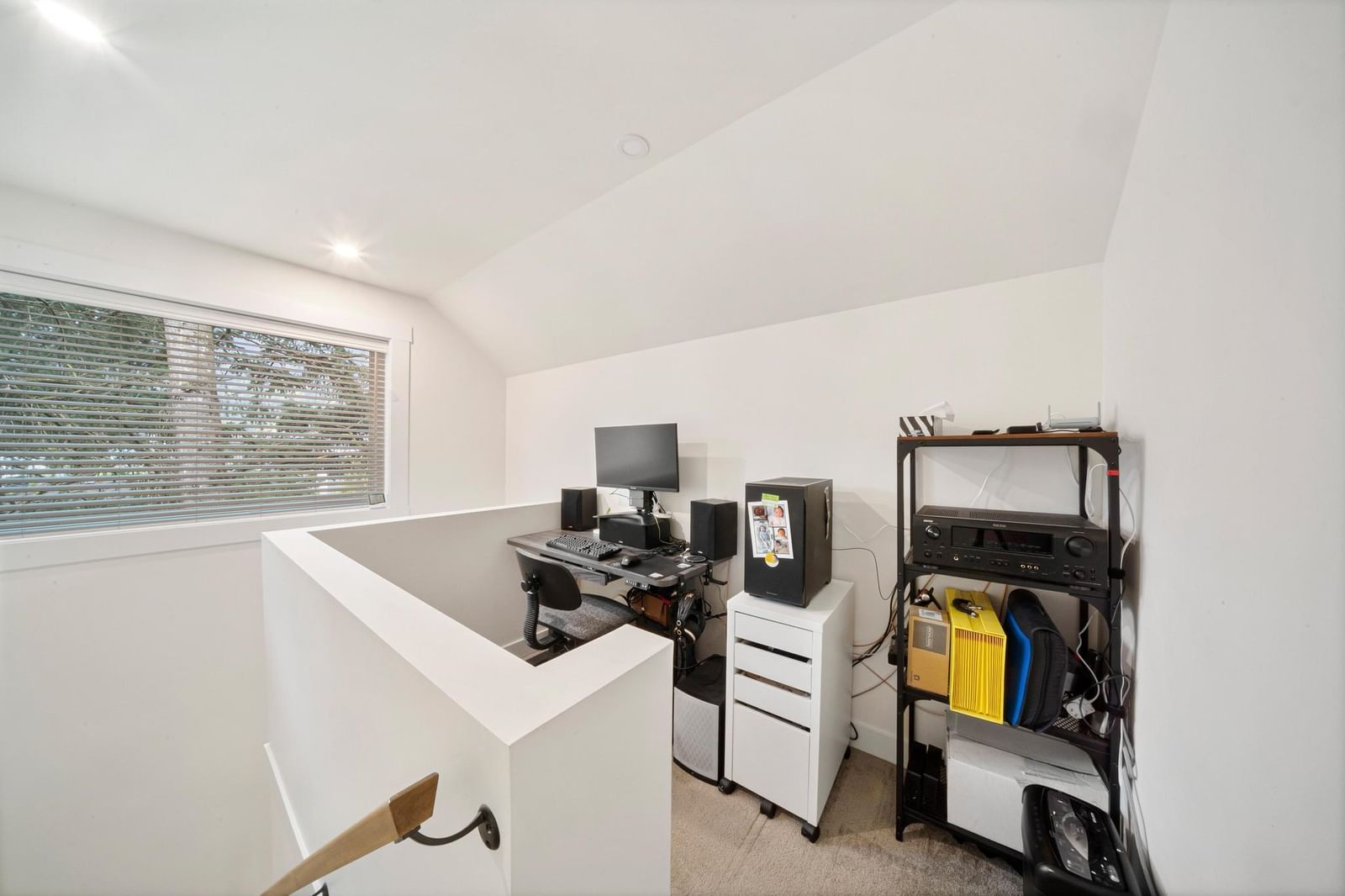 Listing Image 21