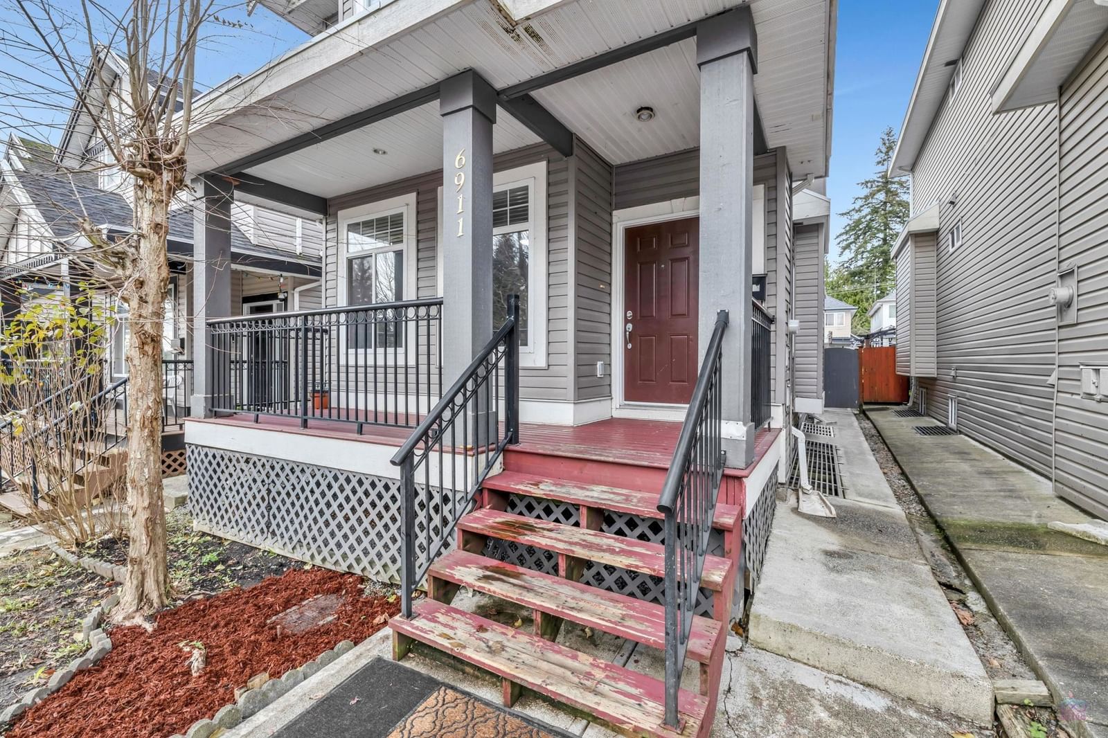 Listing Image 4