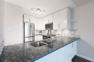 405 - 1250 Quayside Drive