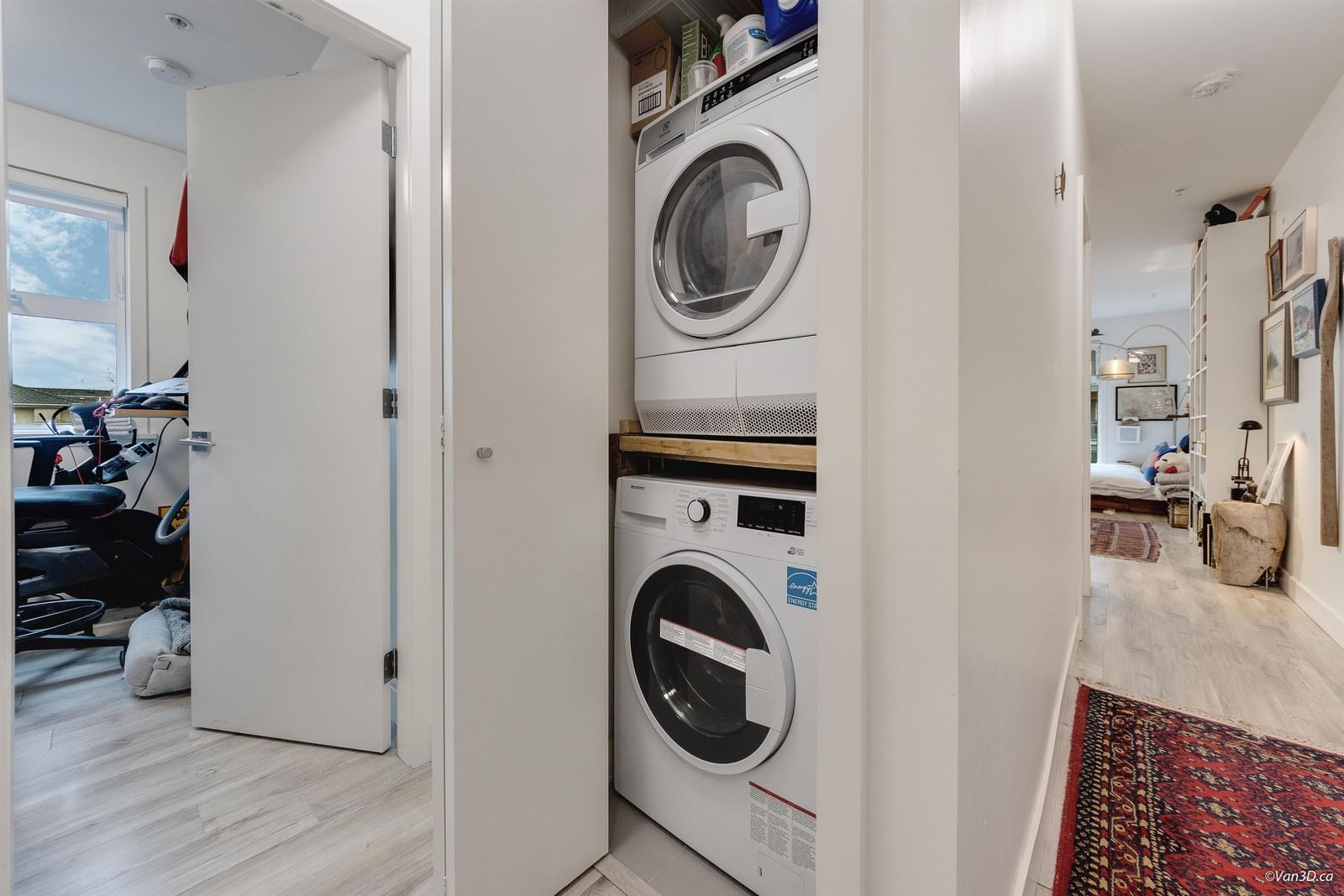 Listing Image 18