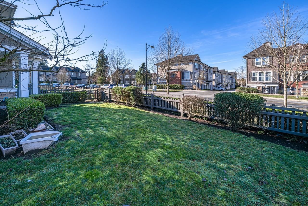 Listing Image 11
