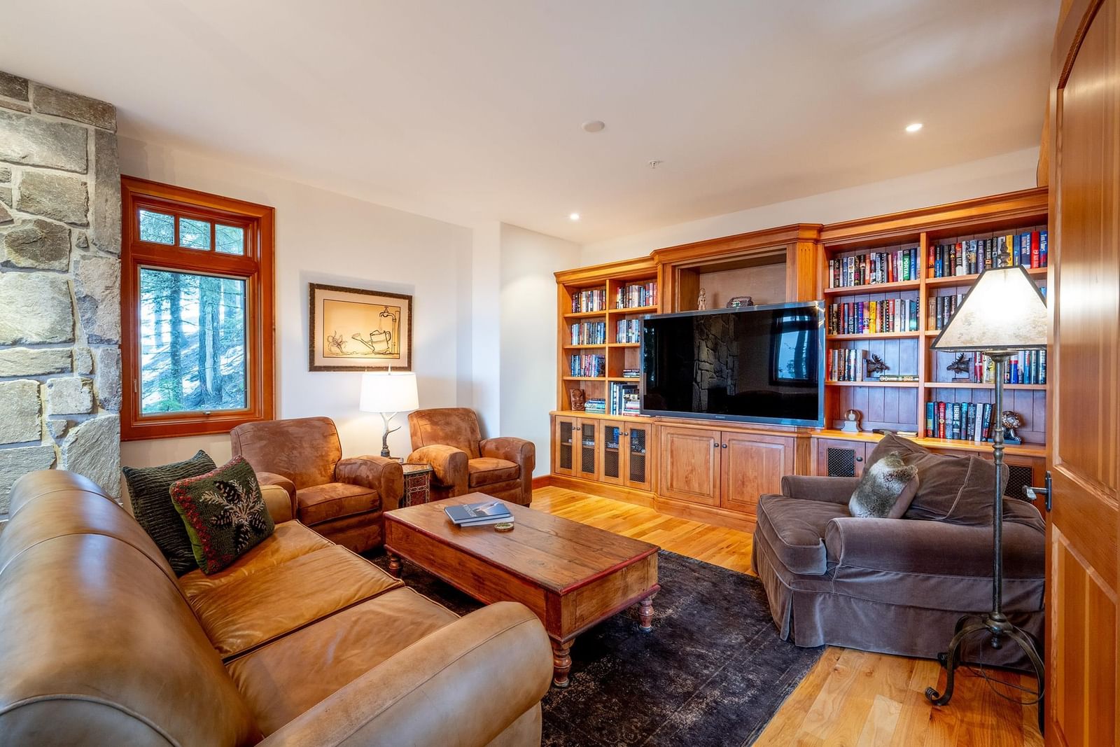 Listing Image 13