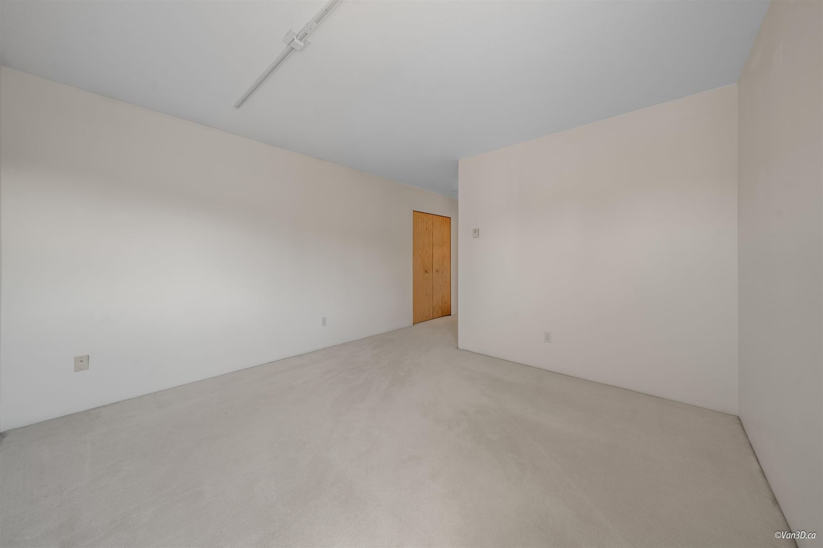 Listing Image 36