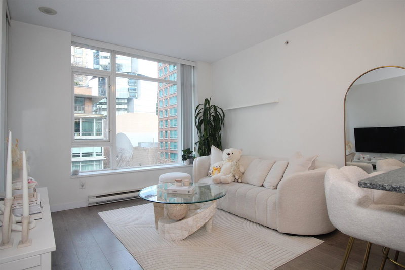 703 - 480 Robson Street, Vancouver, V6B 1S1 | Image 3