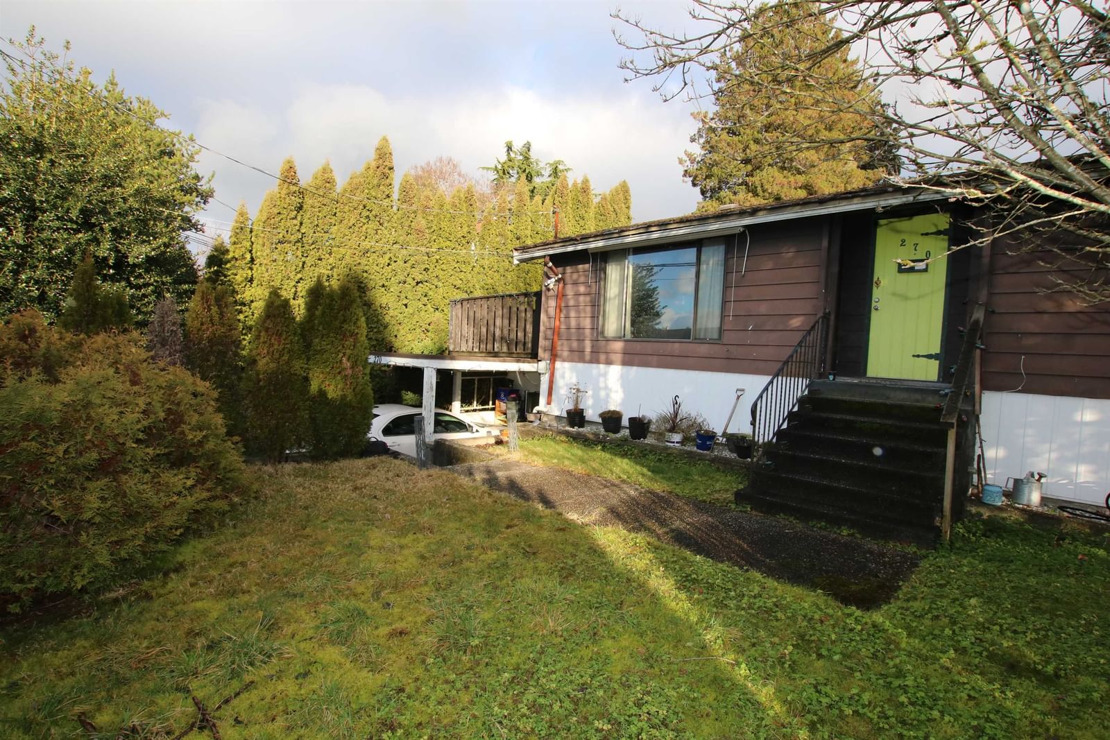 Listing Image 4