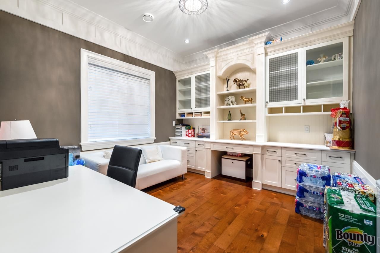 Listing Image 19