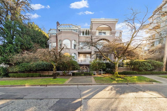 303 - 2210 40th Avenue W