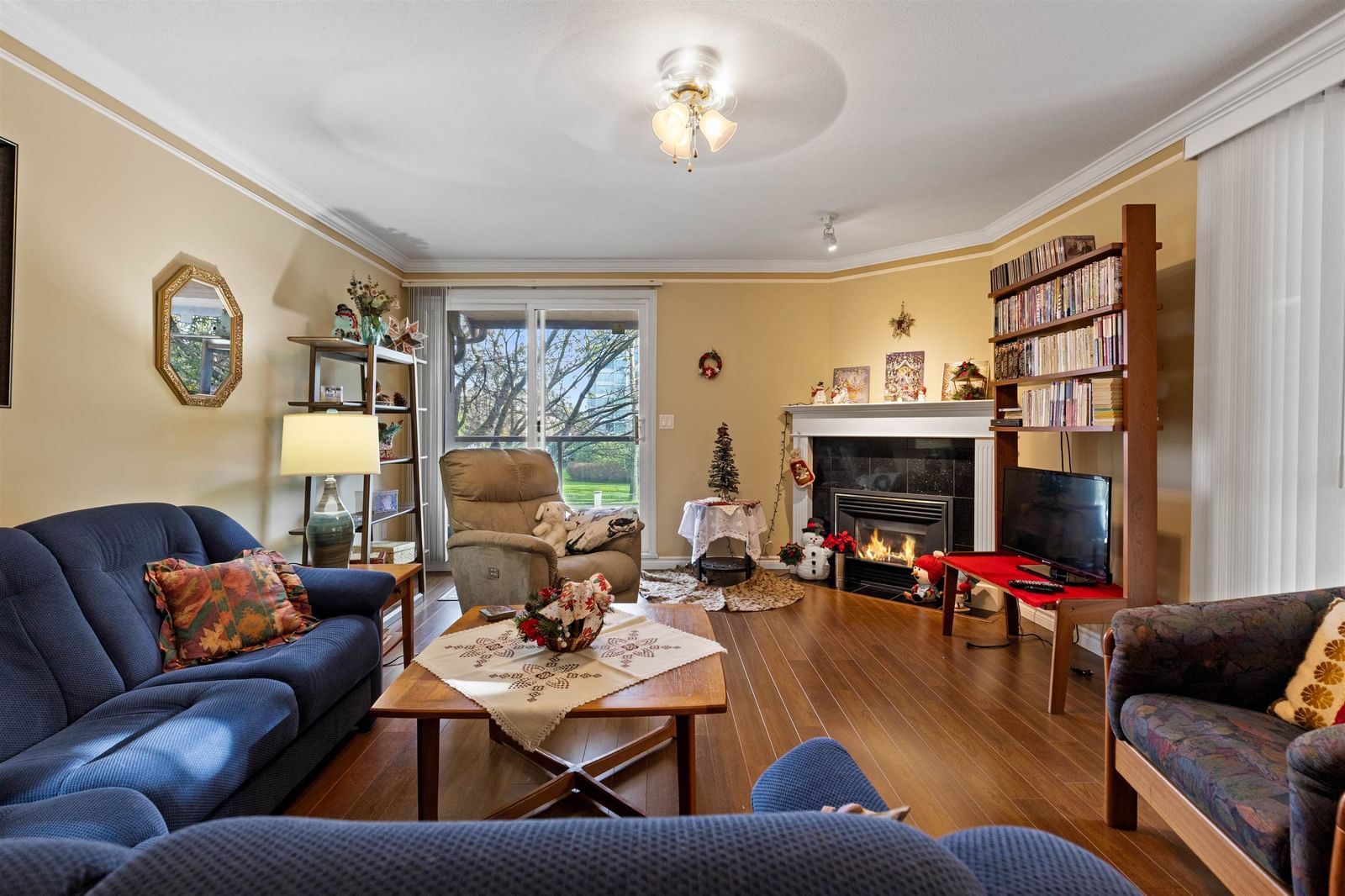 Listing Image 14