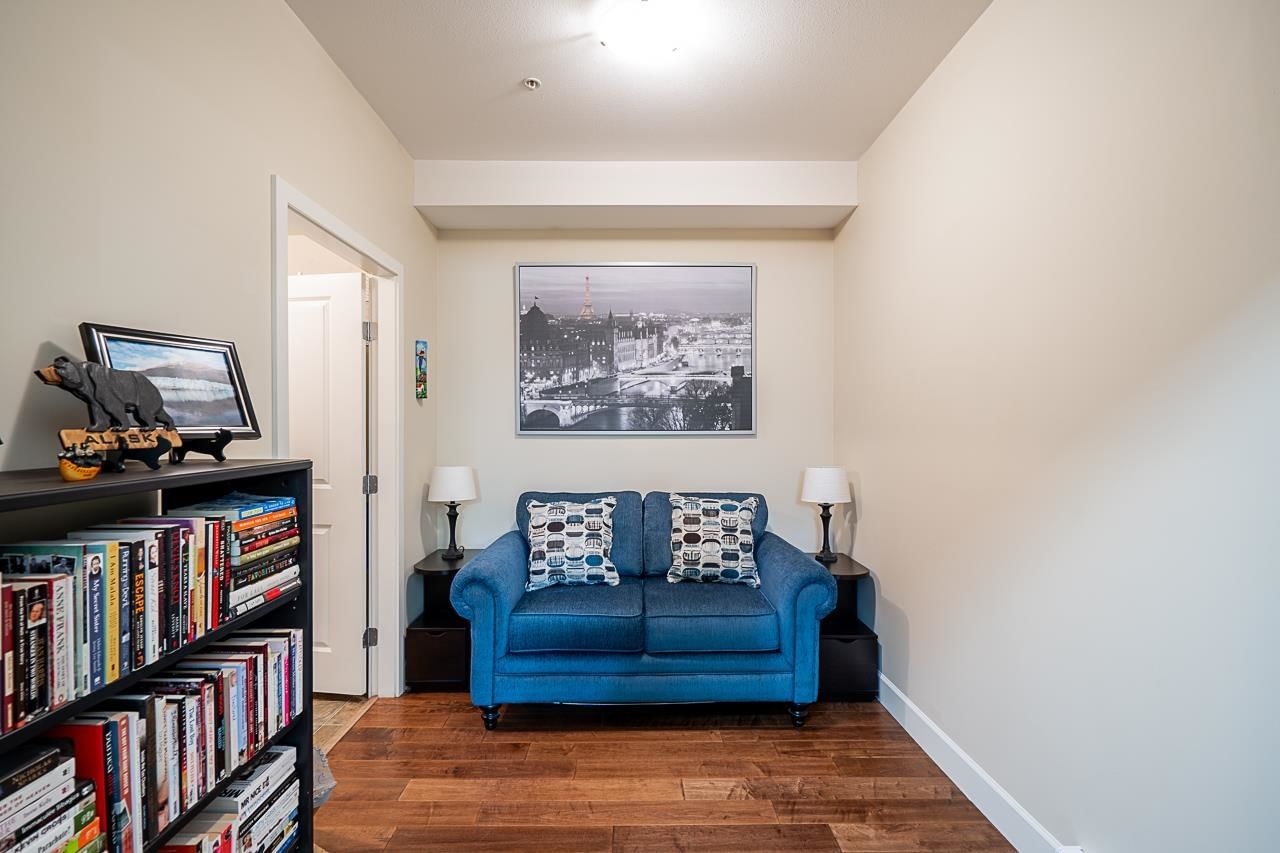 Listing Image 18