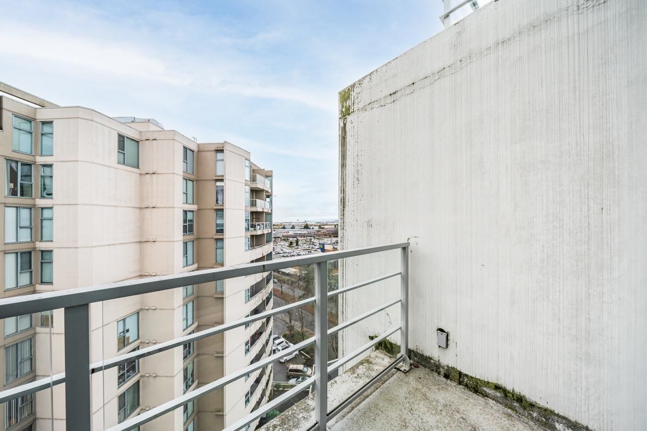 Listing Image 17