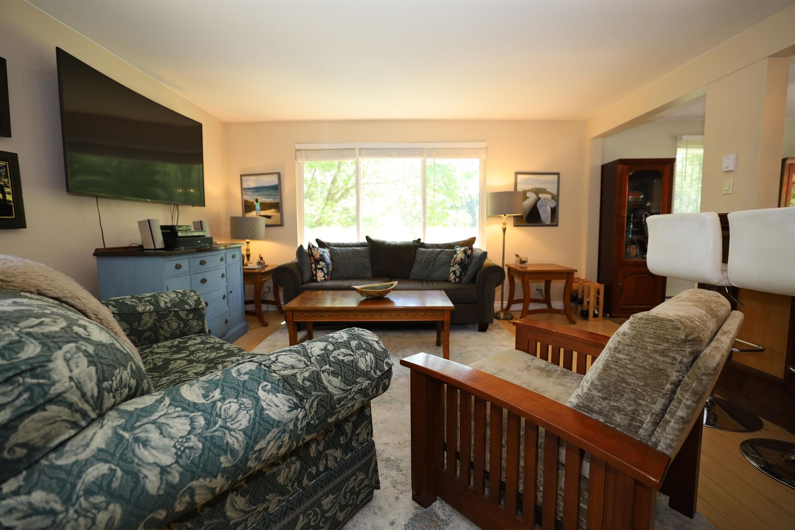 Listing Image 17