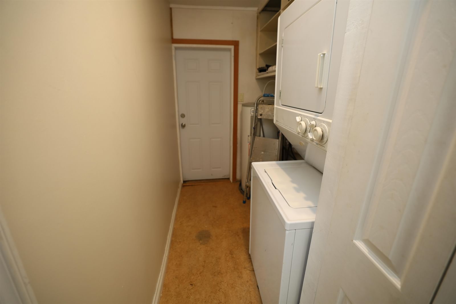 Listing Image 38