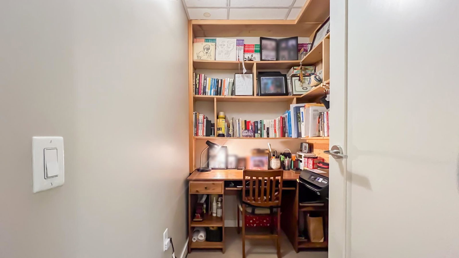Listing Image 19