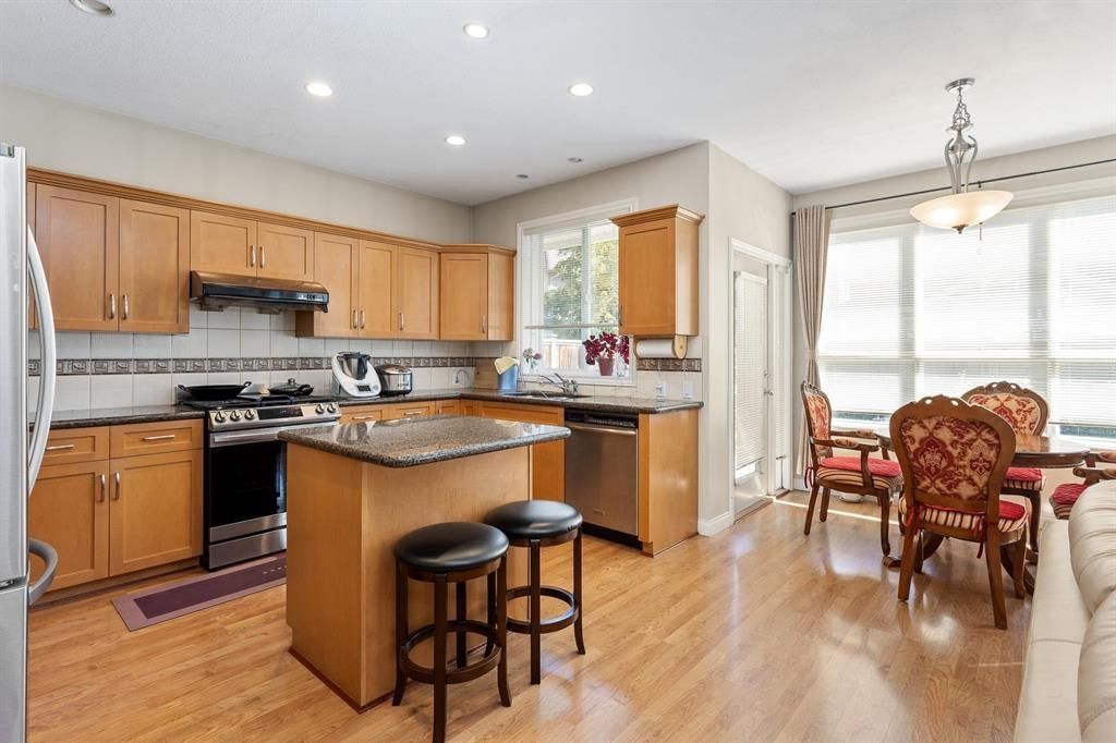 Listing Image 13