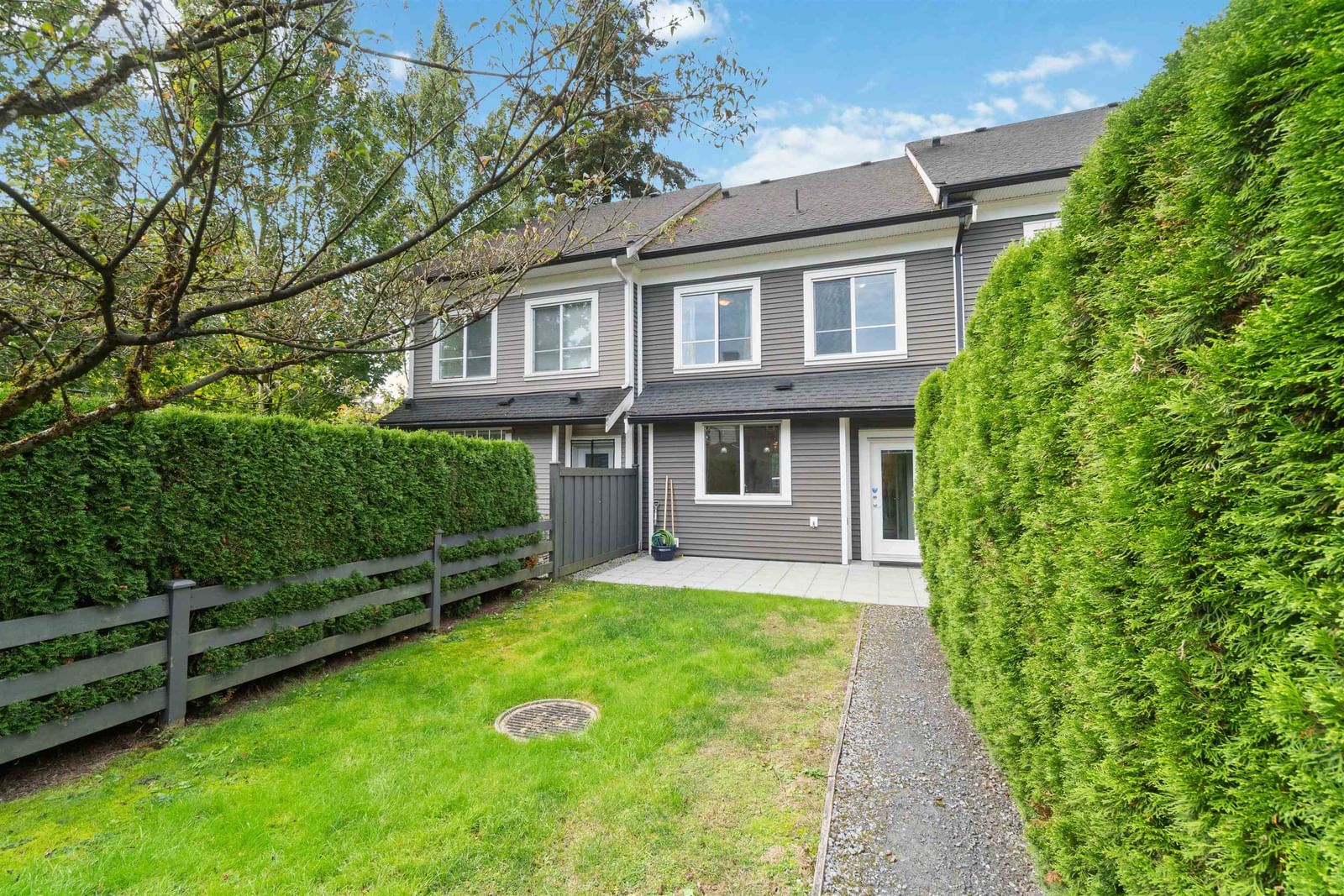 Listing Image 19