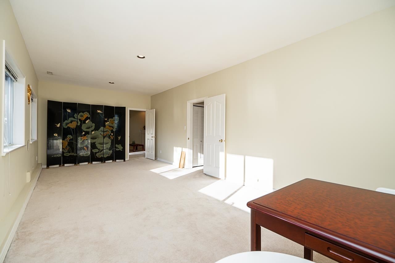 Listing Image 30