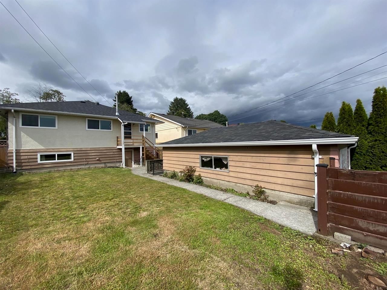 Listing Image 13