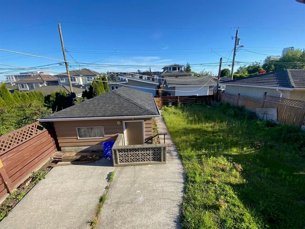 Listing Image 14