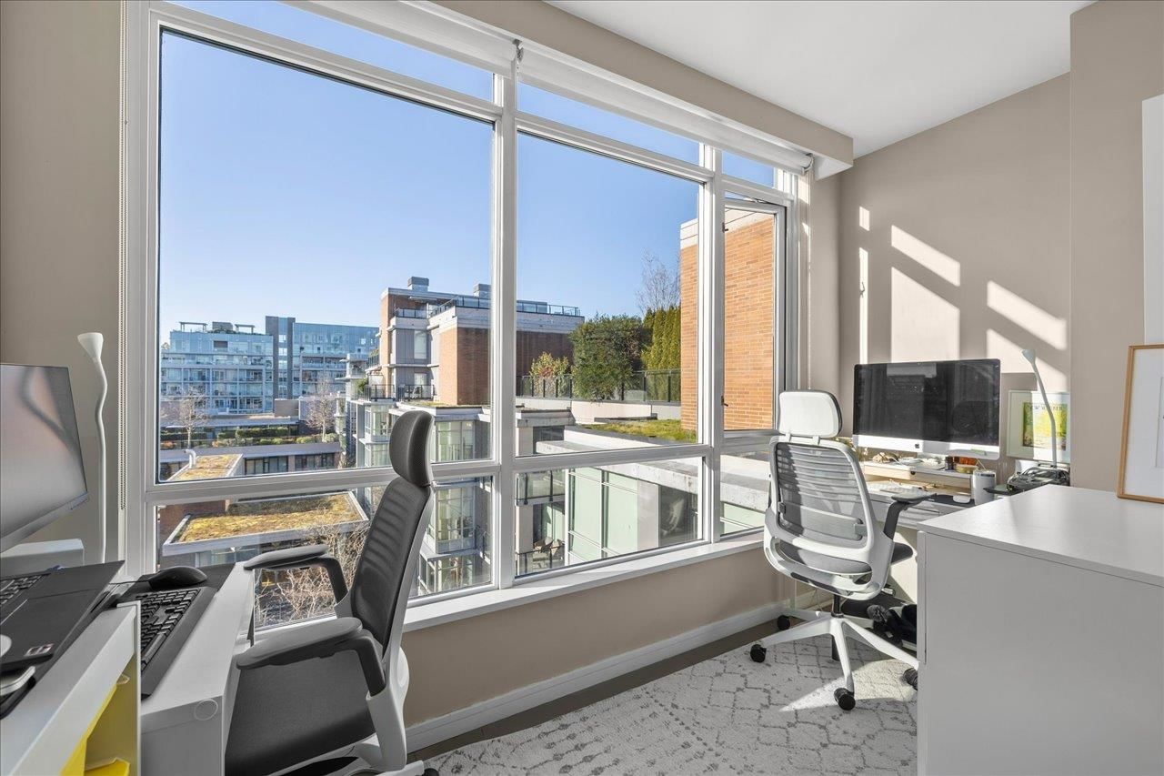 Listing Image 12