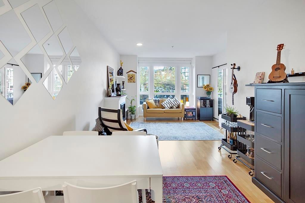 Listing Image 12