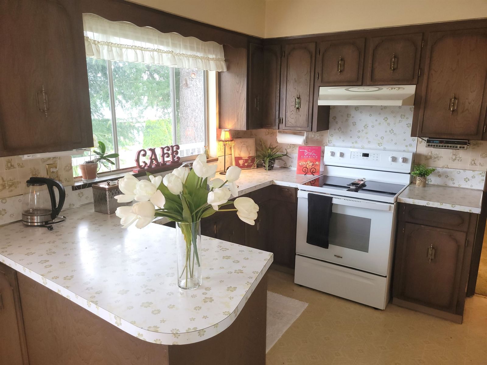Listing Image 5