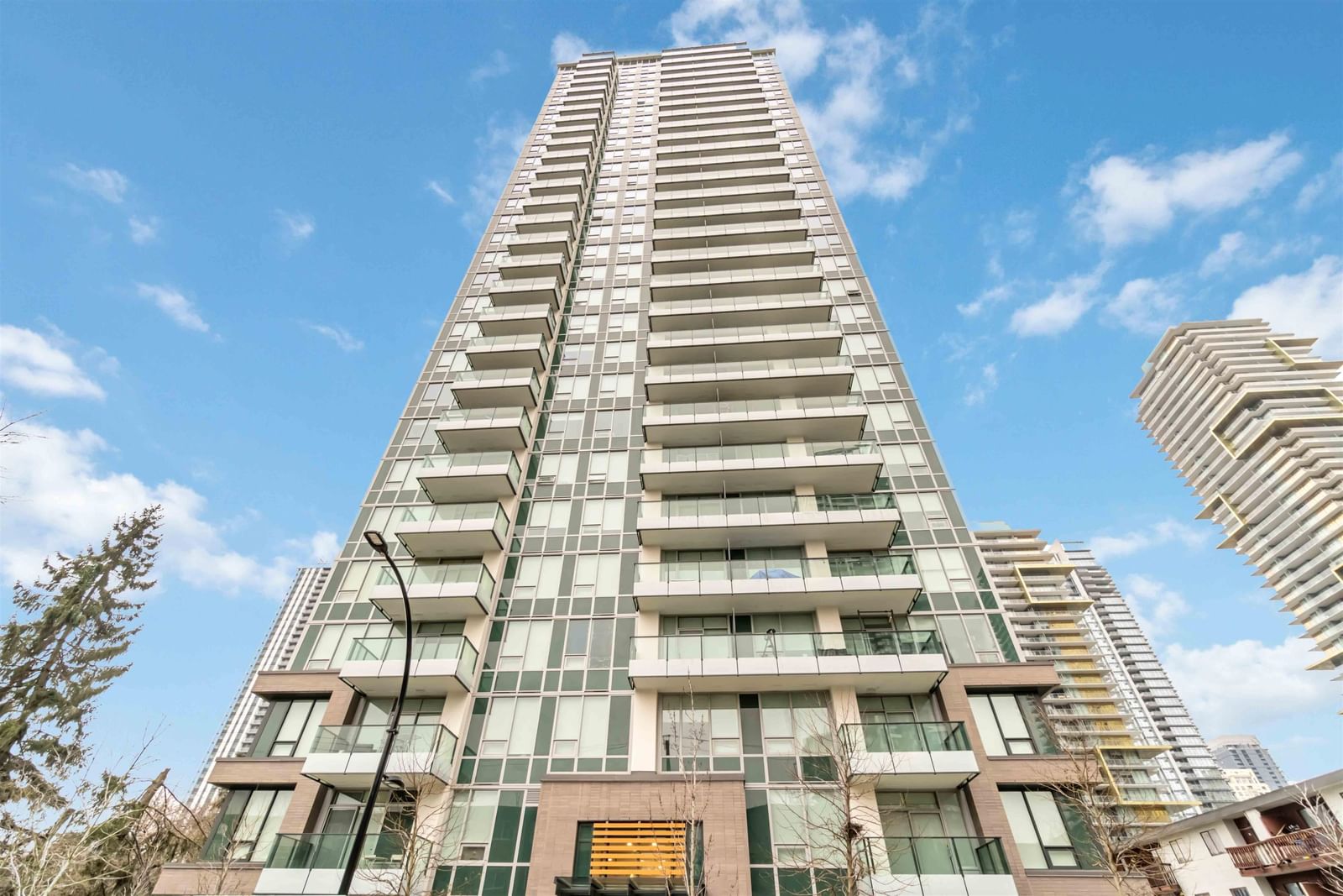 Listing Image 5