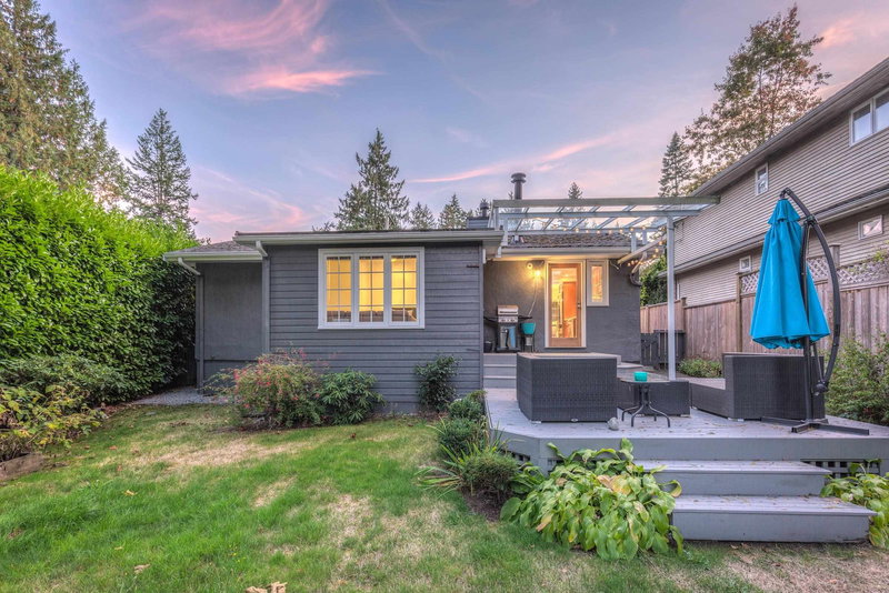 6431 Rosebery Avenue, West Vancouver, V7W 2C5 | Image 3