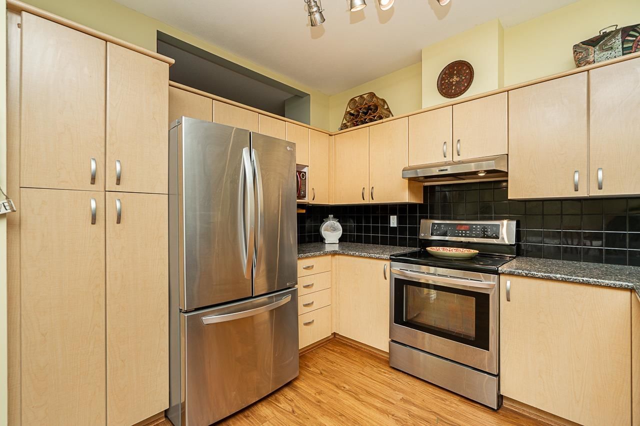 Listing Image 13