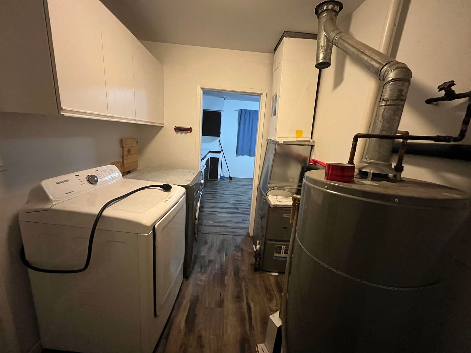 Listing Image 18