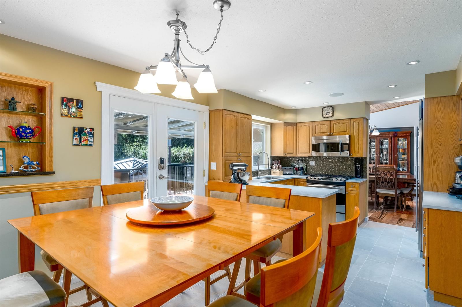 Listing Image 8