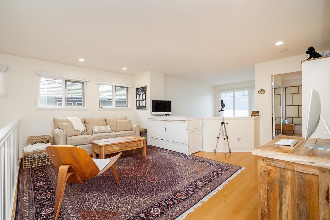 Listing Image 18