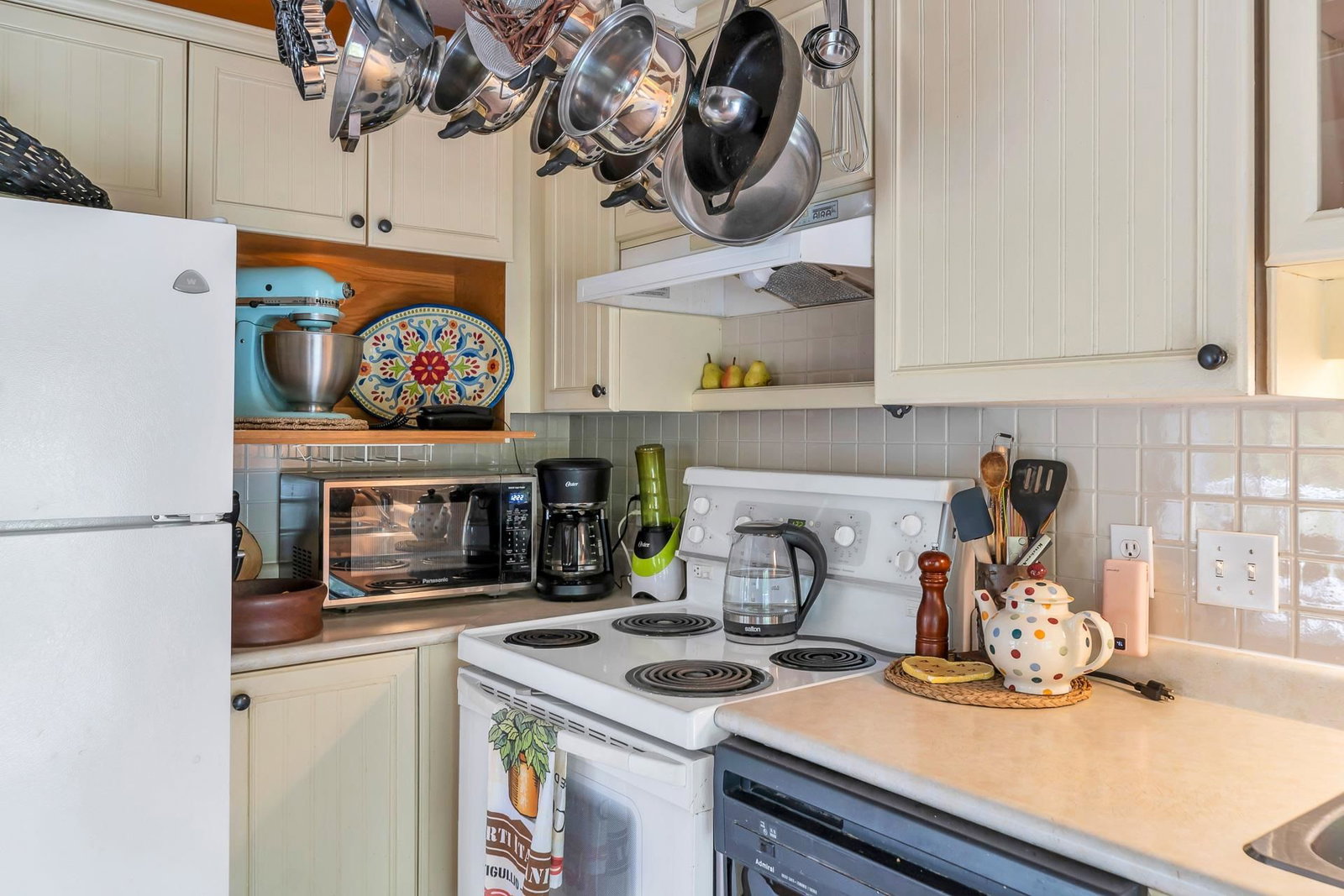 Listing Image 19