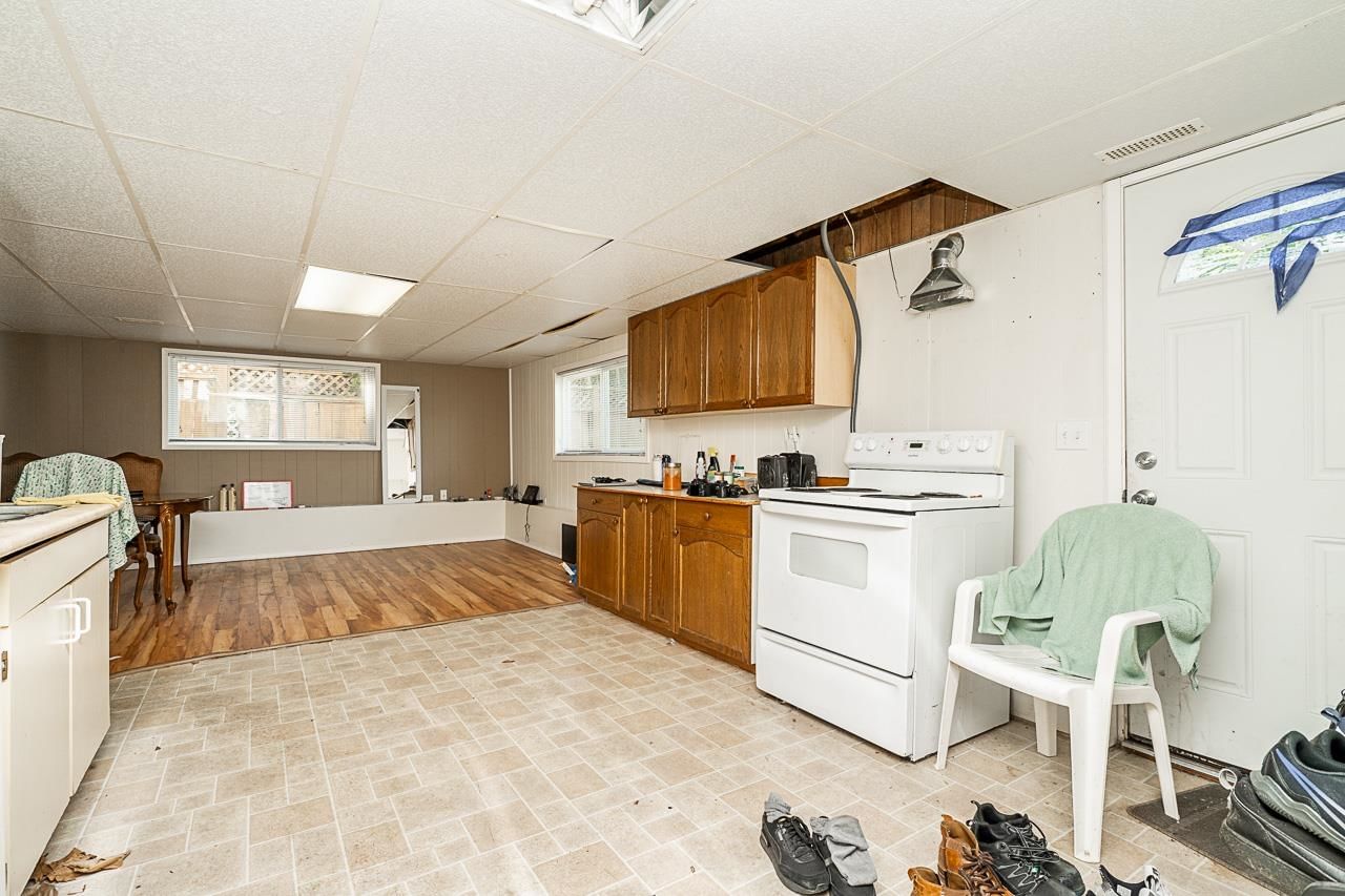 Listing Image 19