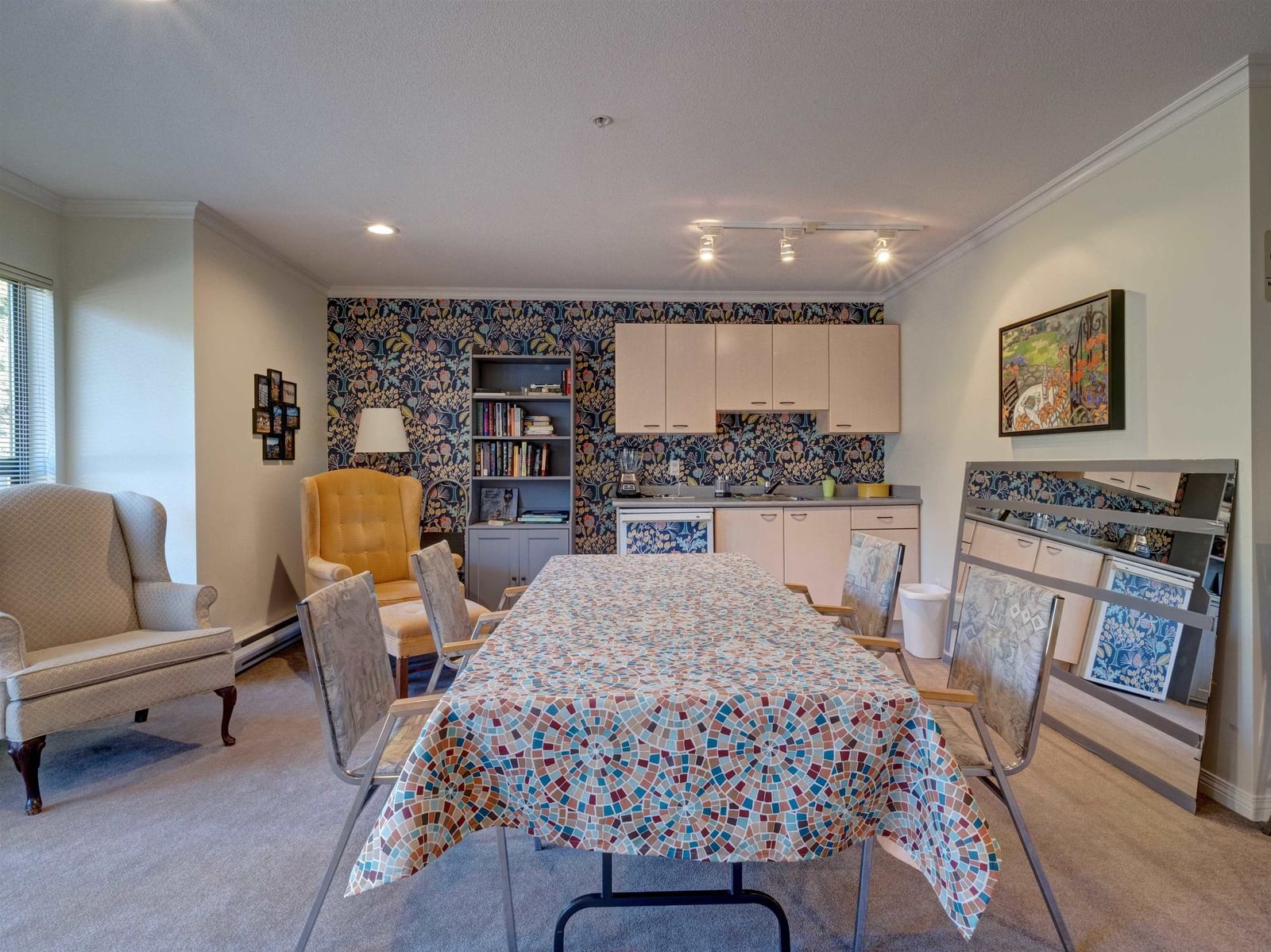 Listing Image 20
