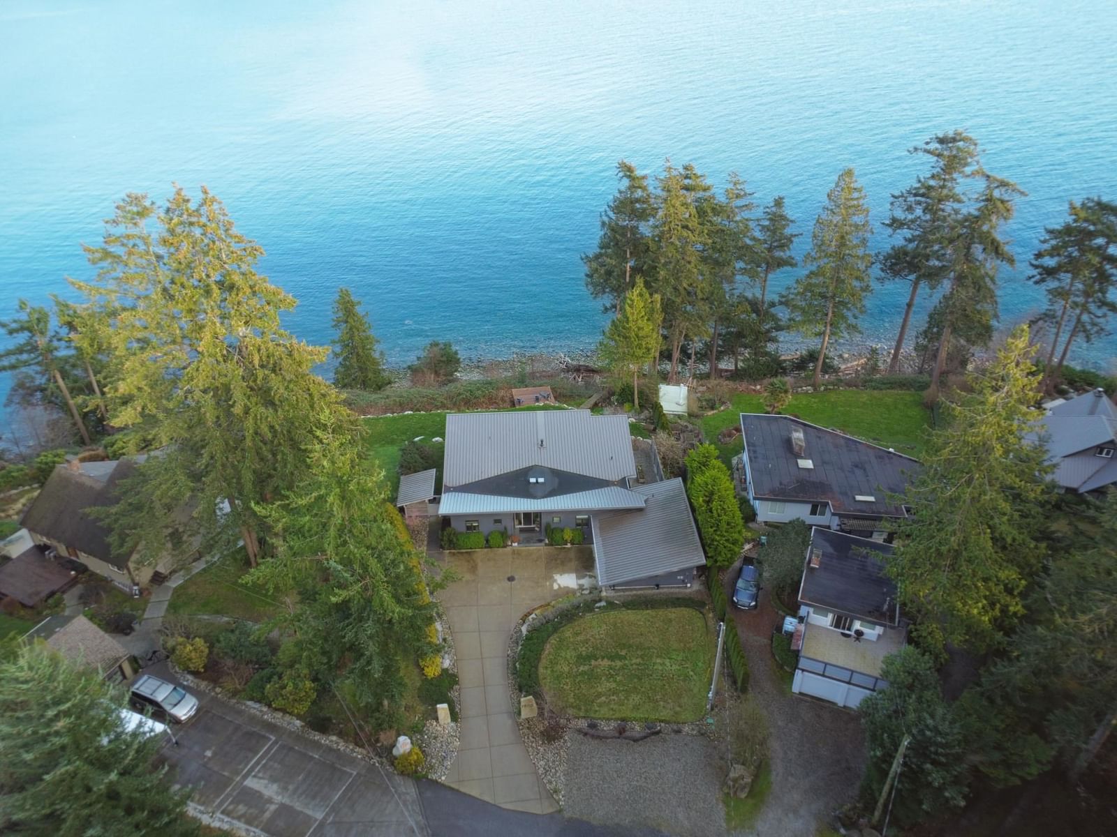 Listing Image 5