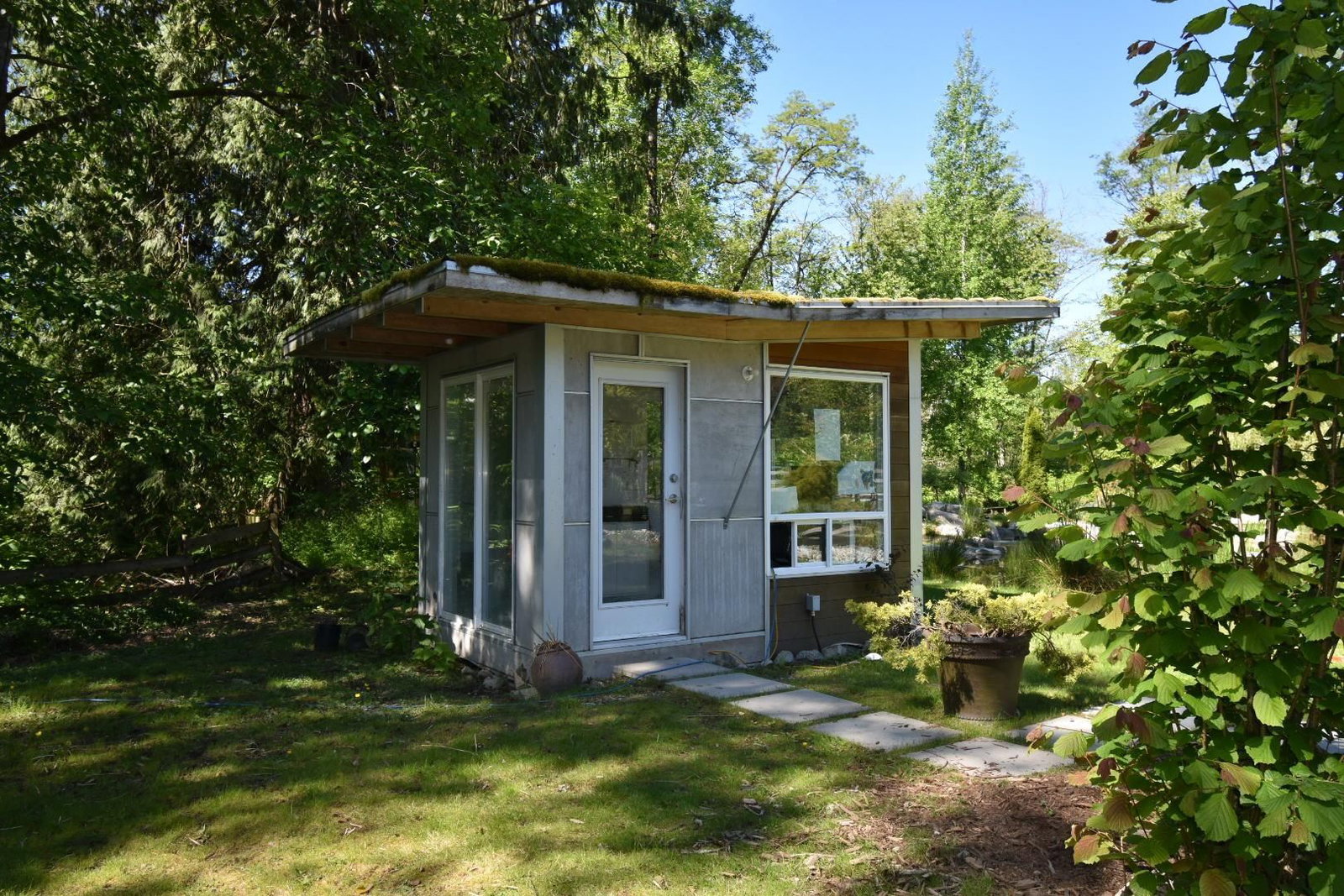 Listing Image 8
