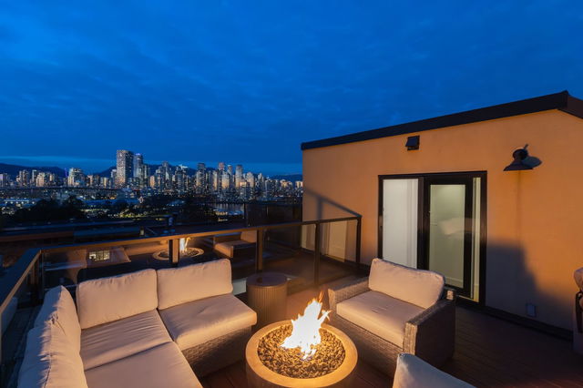 PH 304 - 1275 7th Avenue W