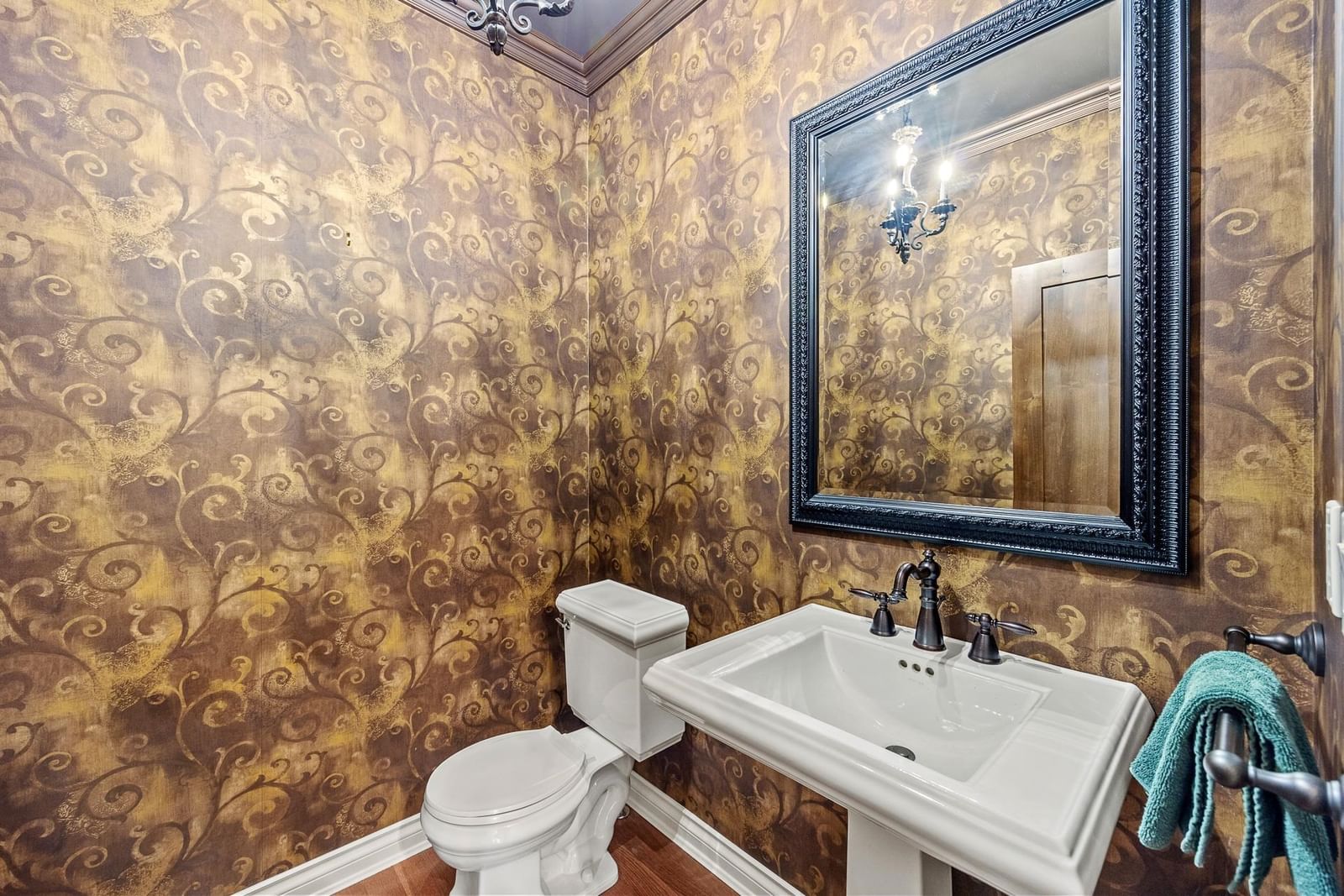 Listing Image 21