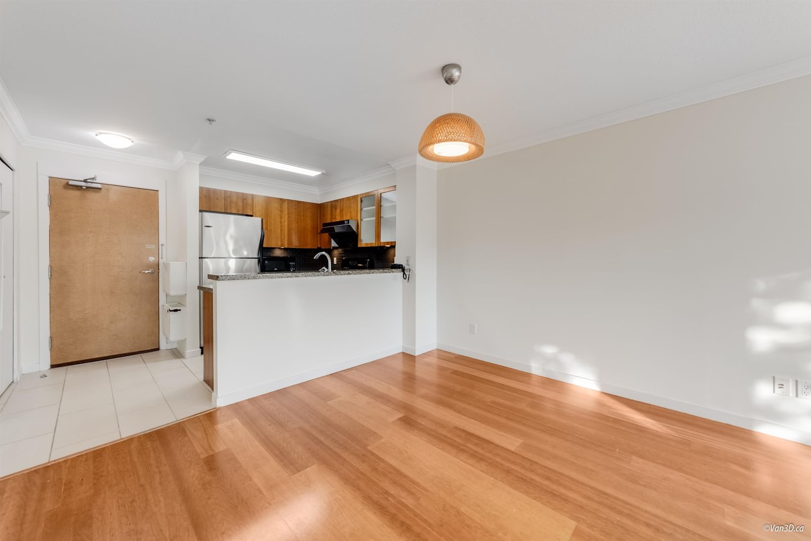 Listing Image 16