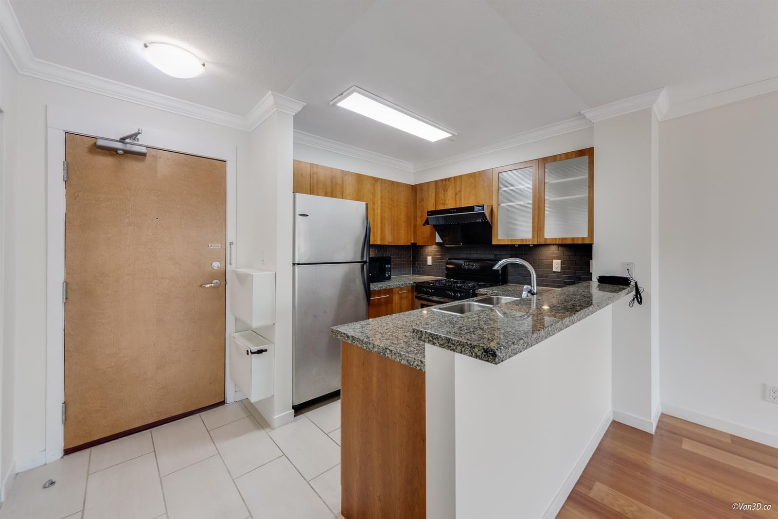 Listing Image 20