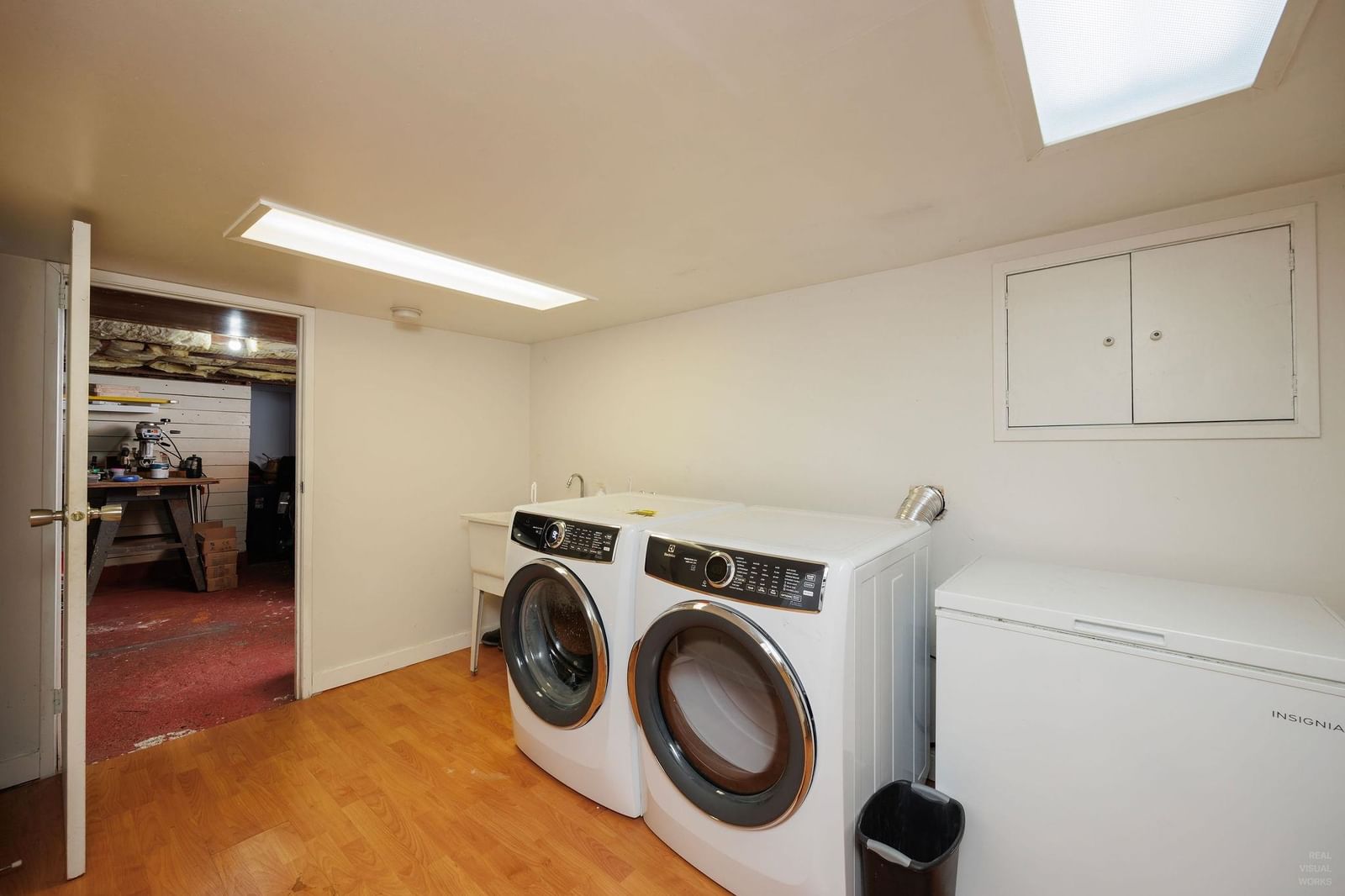 Listing Image 20