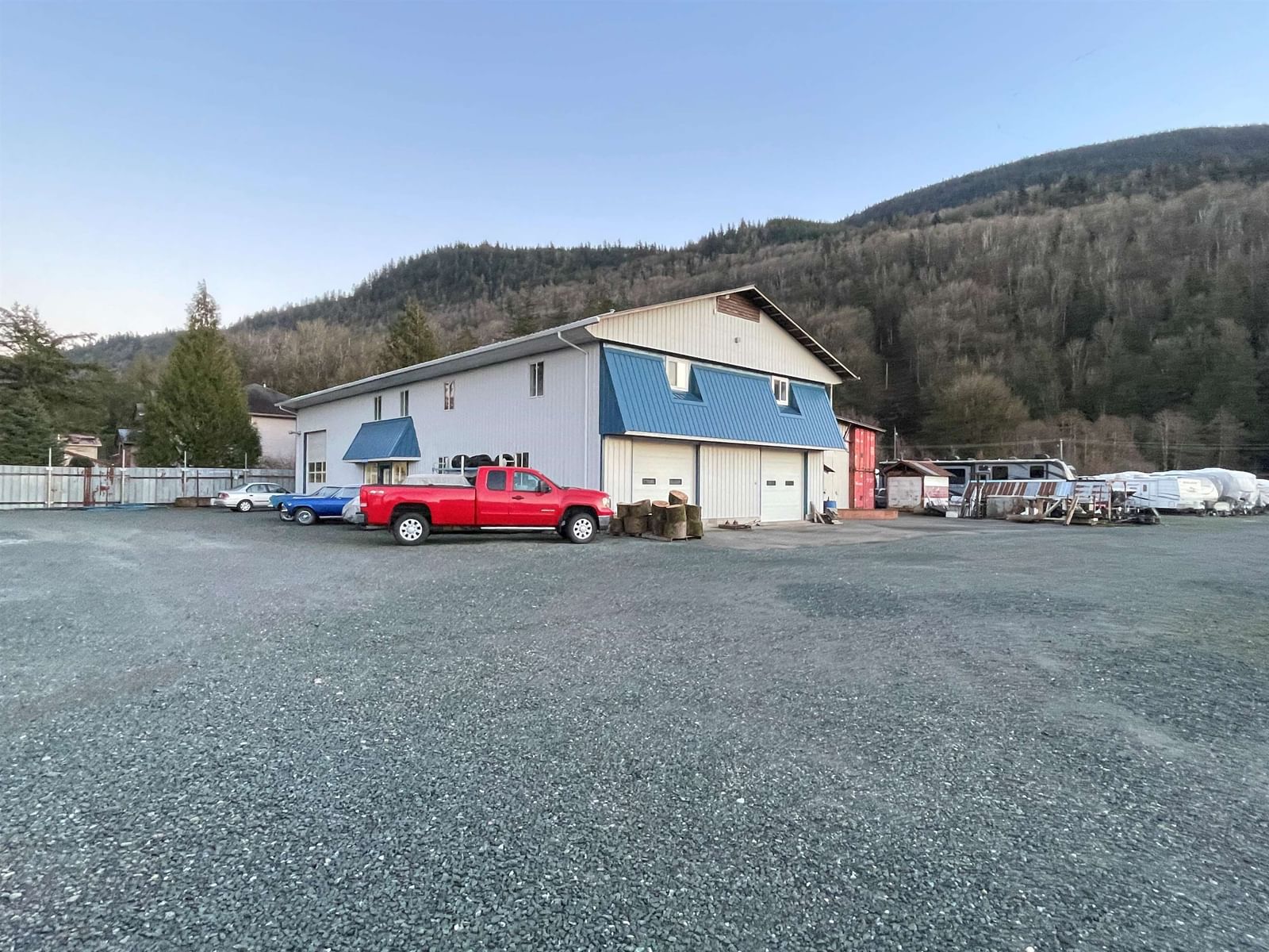 Listing Image 20