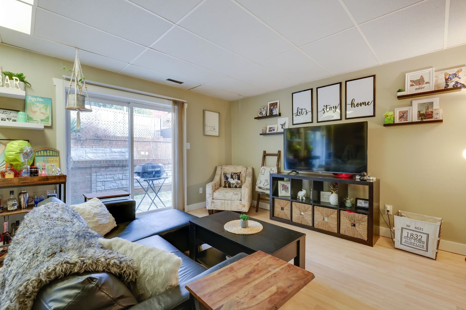 Listing Image 21