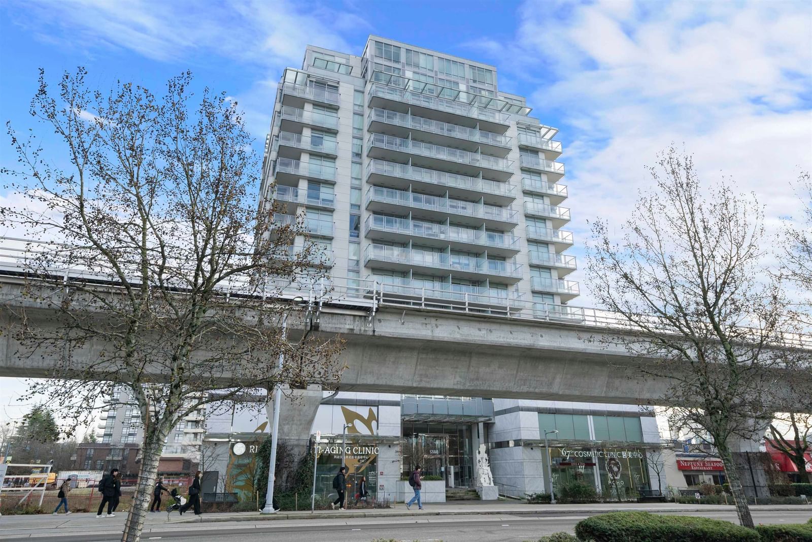 Listing Image 22