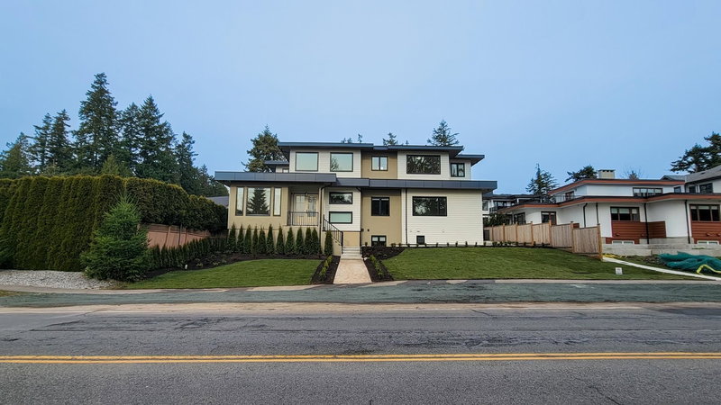 13525 16th Avenue, Surrey, V4A 9K9 | Image 2