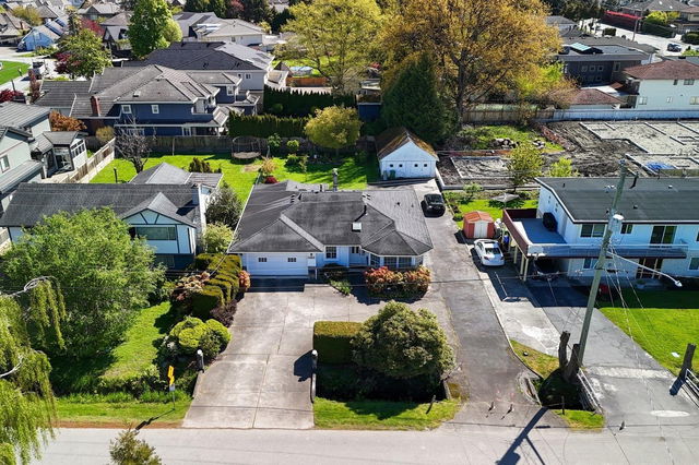 5900 Gibbons Drive