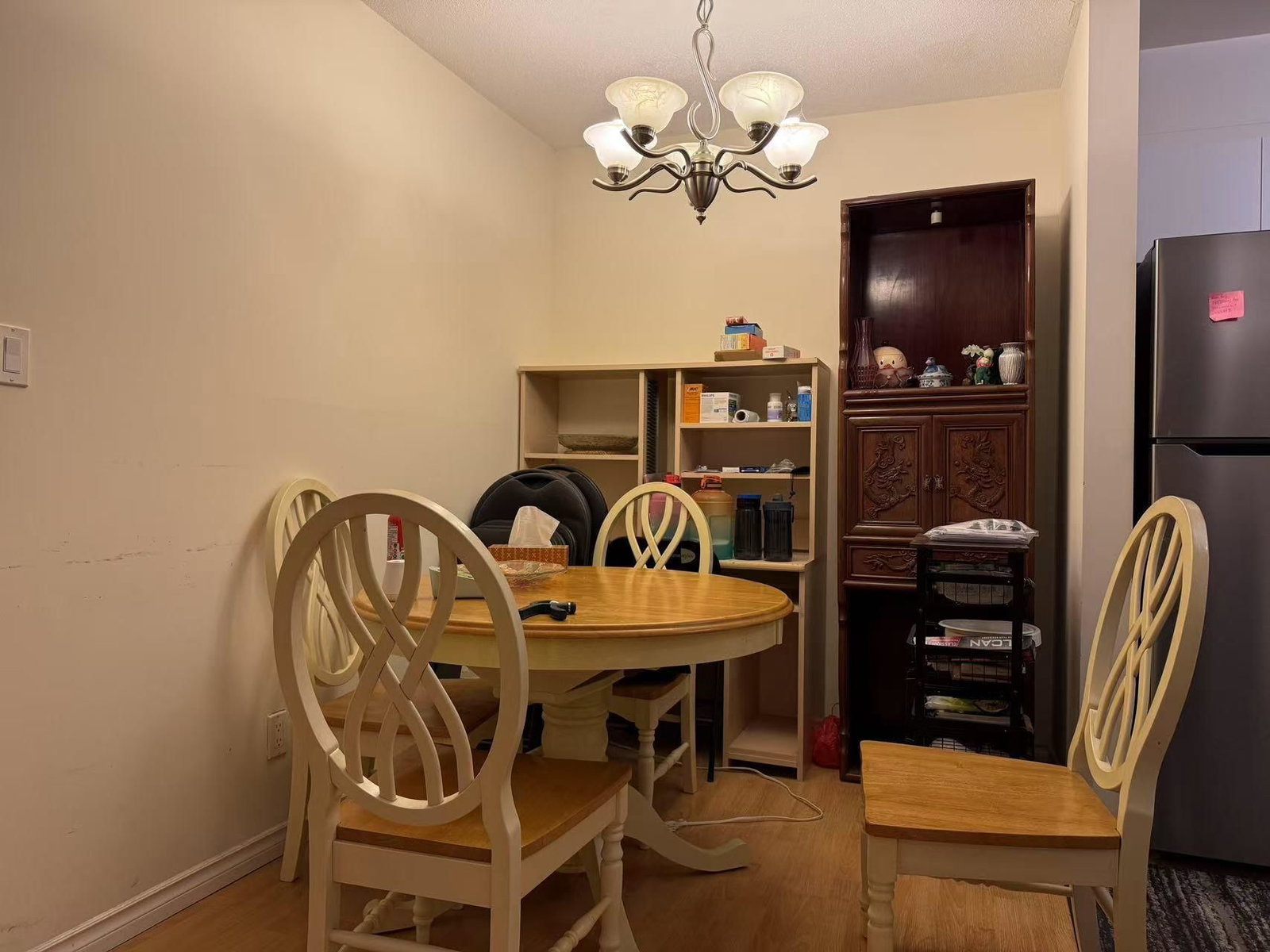 Listing Image 6